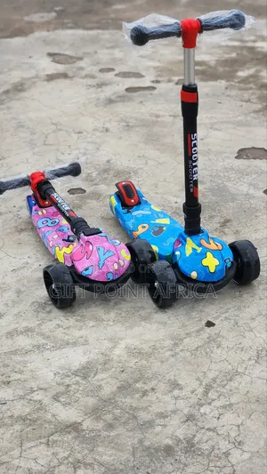 Blue, Pink Adjustable Foldable Three Wheels Scooters