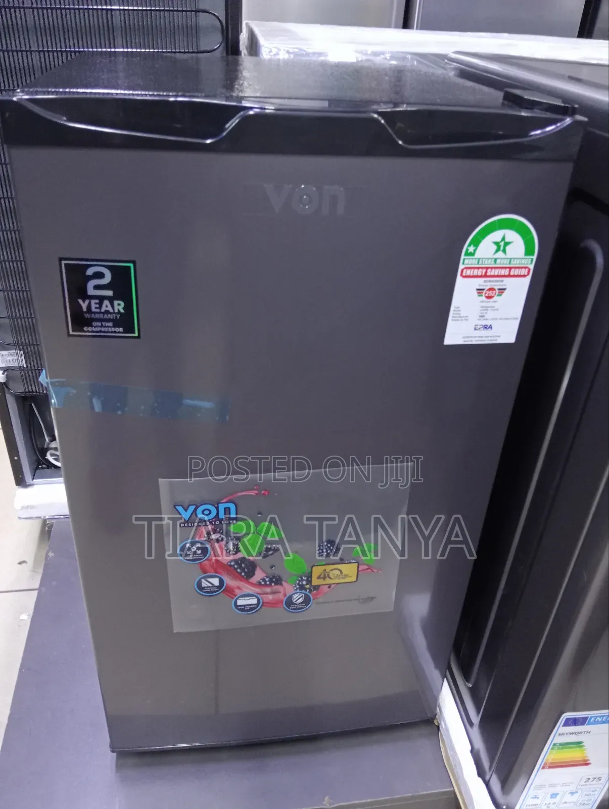 Von Varm-11dhs Mini Fridge 90l - Silver