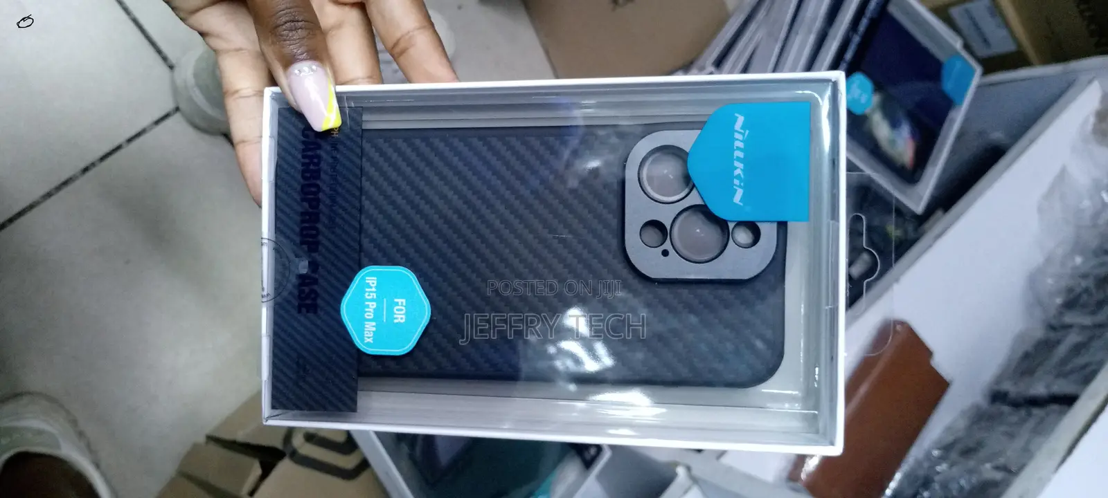 iPhone 15 Pro Max Nilkin Camshield Carbon Fiber Prop Case