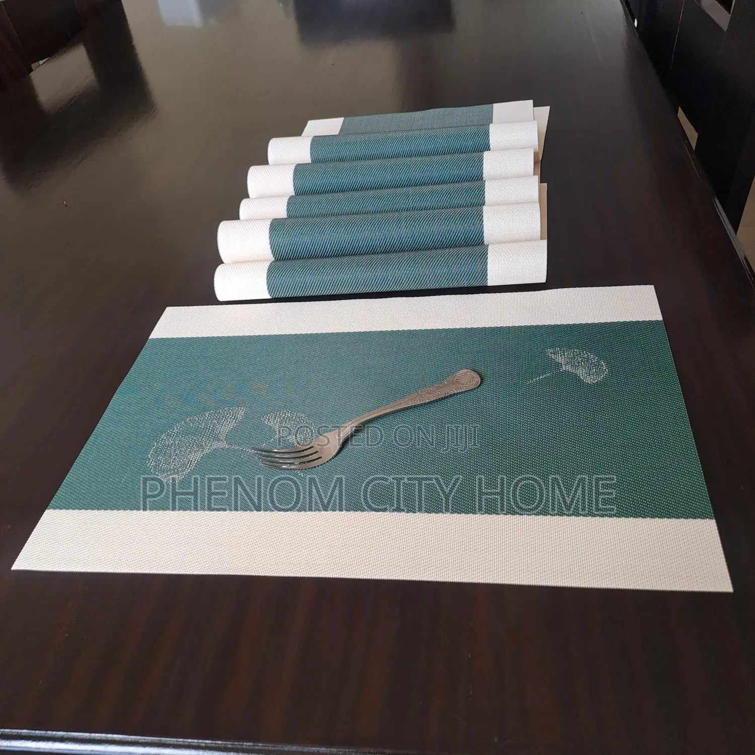 New Design Quality Table Mat Set Available