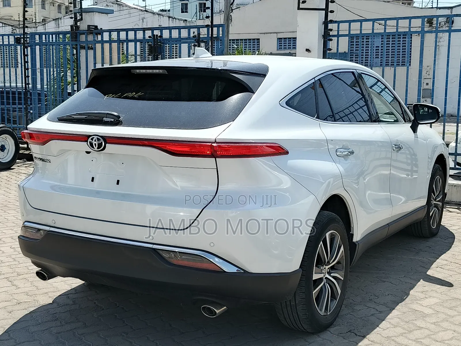Toyota Harrier 2023 White