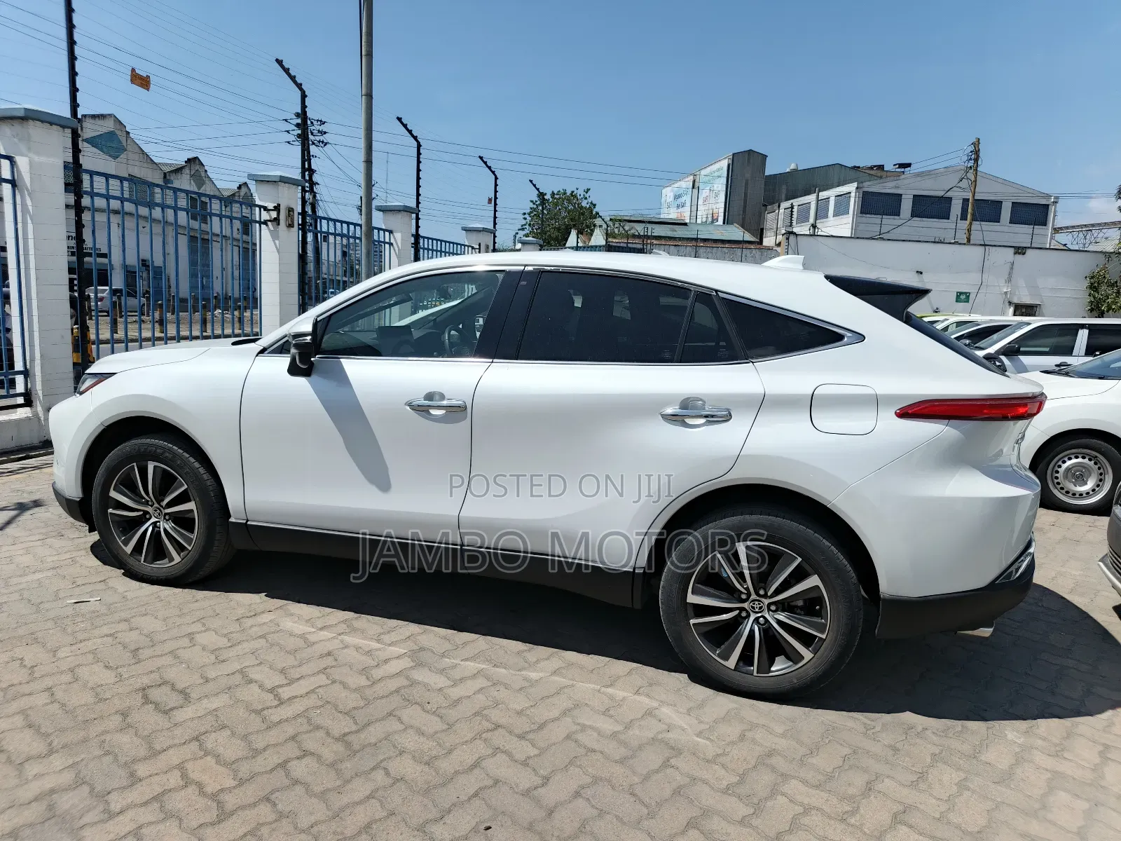 Toyota Harrier 2023 White