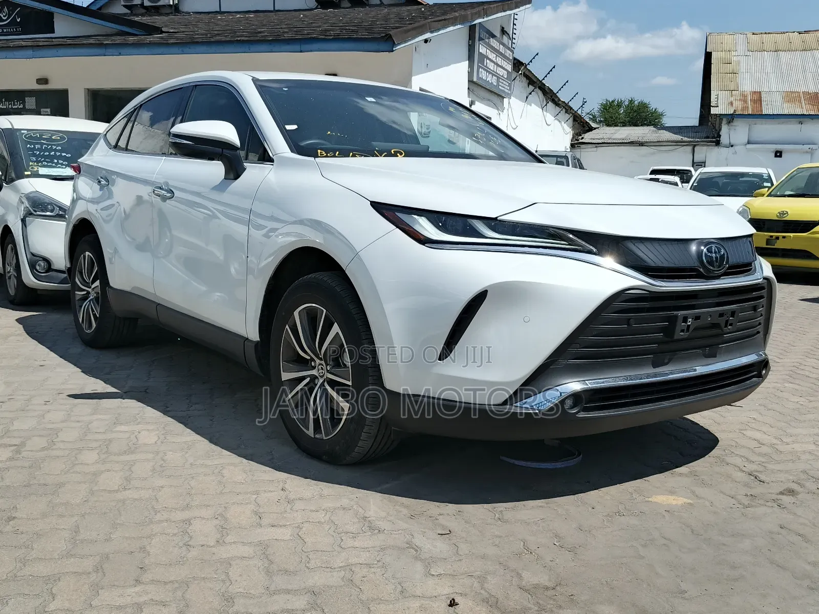 Toyota Harrier 2023 White