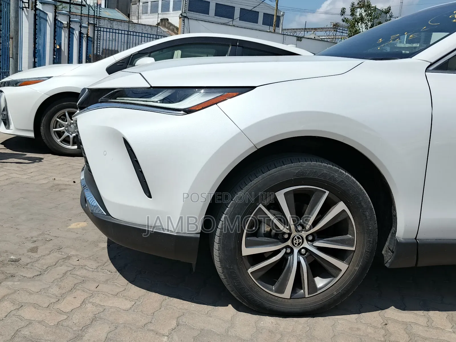 Toyota Harrier 2023 White