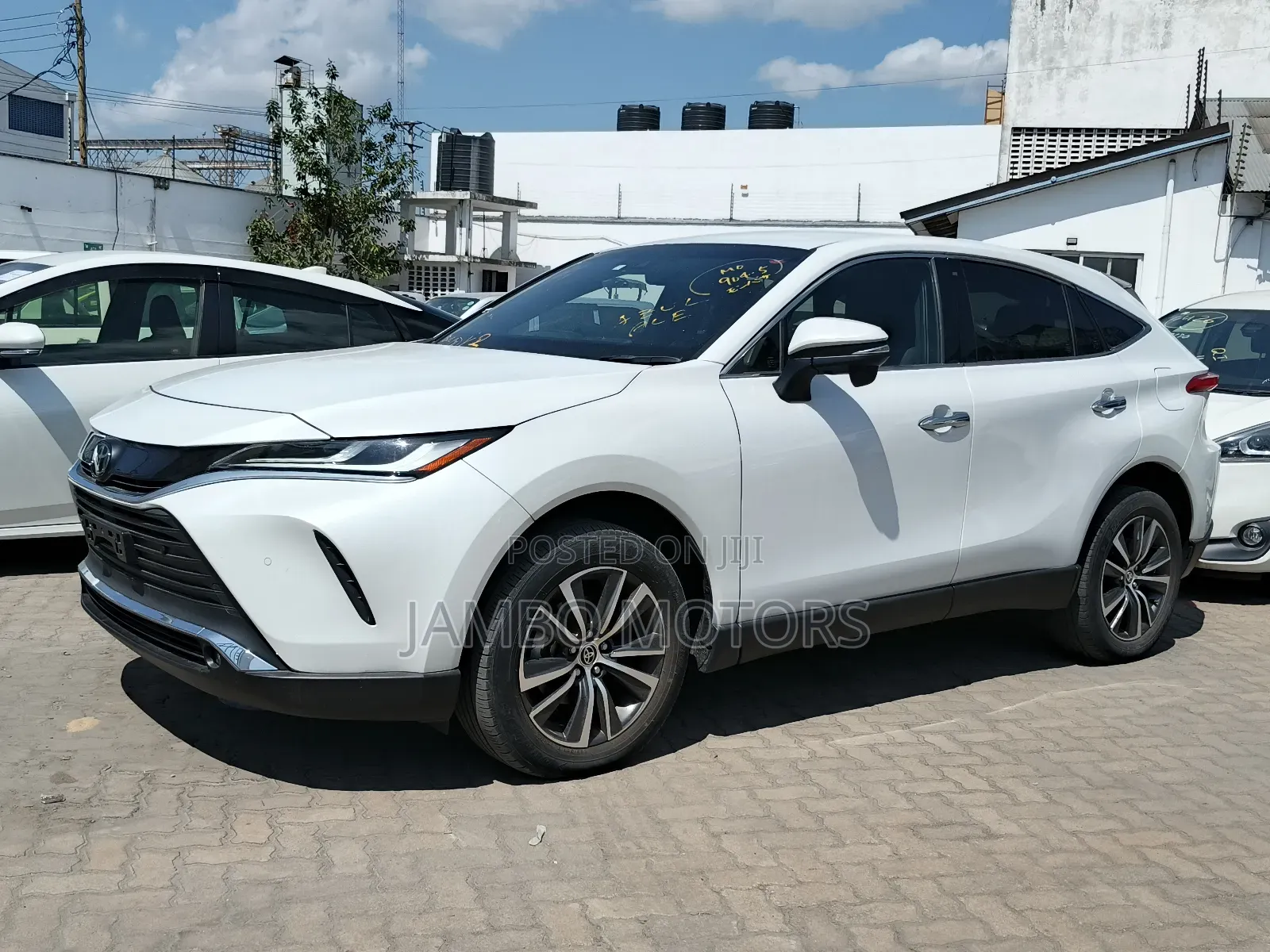 Toyota Harrier 2023 White