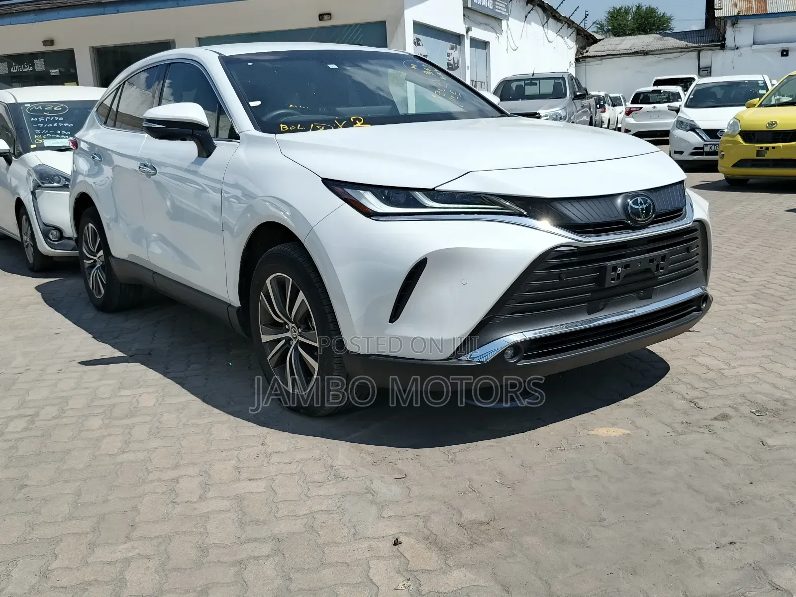 Toyota Harrier 2023 White