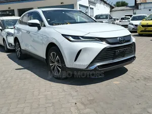 Toyota Harrier 2023 White
