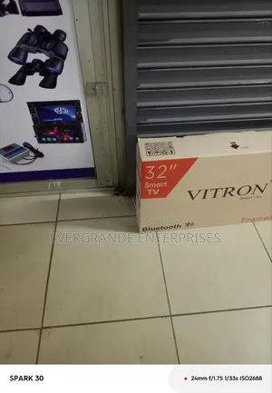 Smart Android Frameless With Bluetooth Vitron 32 Inches Tv