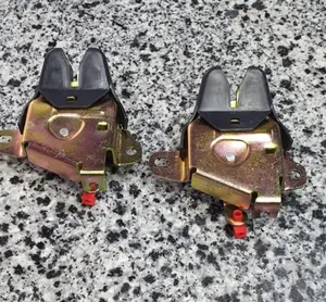 Bootlock Boot Lock Toyota Corolla Ae100 Saloon