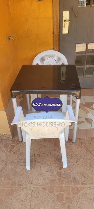 Resting Areas Plastic Chairs With Plastic Table Set