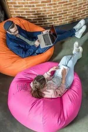 Super Cozy Beanbags Puffs, Available in Different Colours