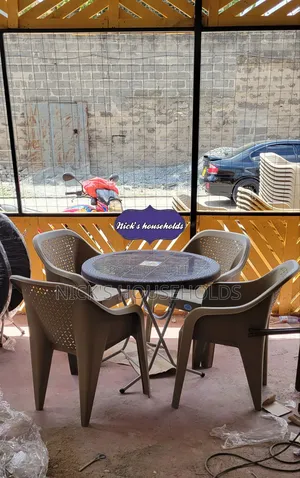 Round Foldable Plastic Table Plus 4 Plastic Chairs Set
