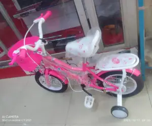 Superboss Girls Bike Size 12 With Supportive Wheels