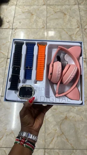 4 in One Smart Watch Contains: 4 Straps 1 Head Set 1 Watch