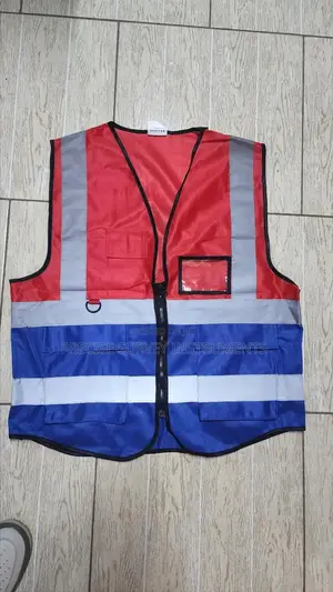 Safety Reflectors With Pockets