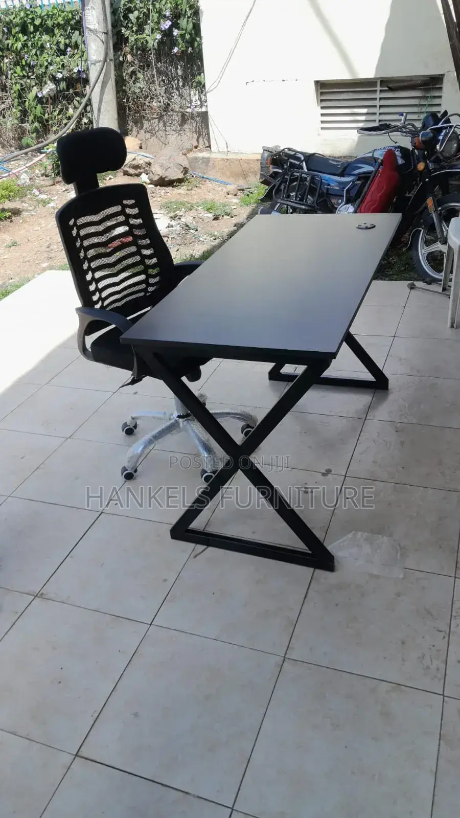 X Base Study Table and Chair
