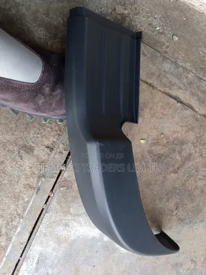 Plastic Bumper Finisher Toyota Hilux Revo