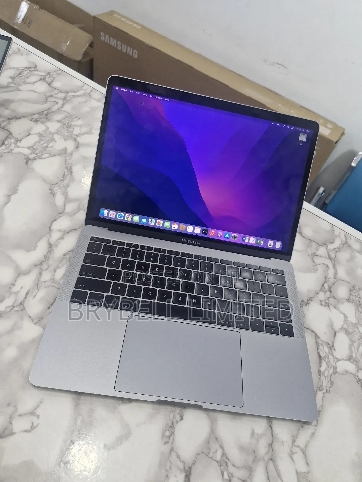 Laptop Apple MacBook Pro 2016 8GB Intel Core I5 SSD 256GB