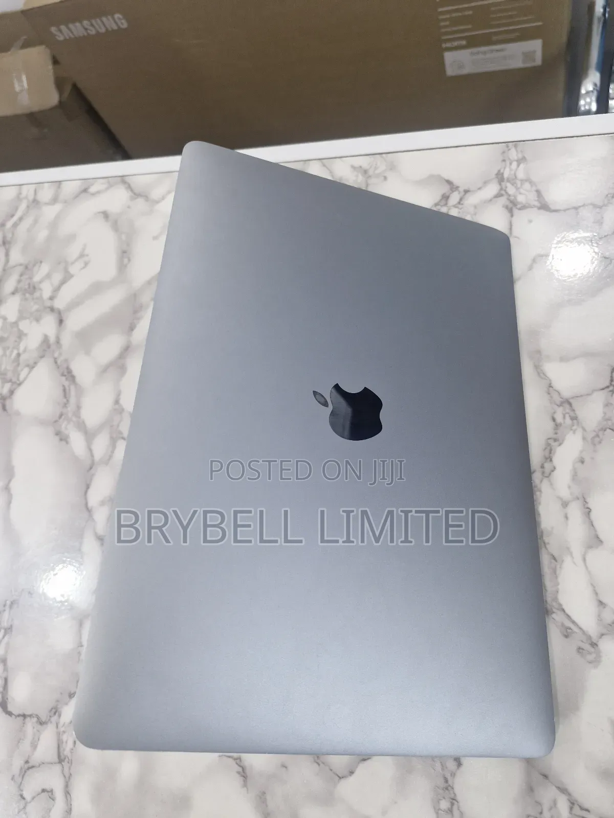 Laptop Apple MacBook Pro 2016 8GB Intel Core I5 SSD 256GB