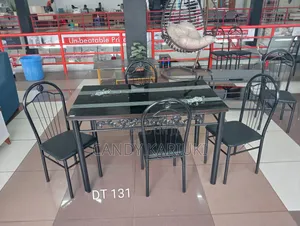 Minimalist 4 Seater Dining Table Set