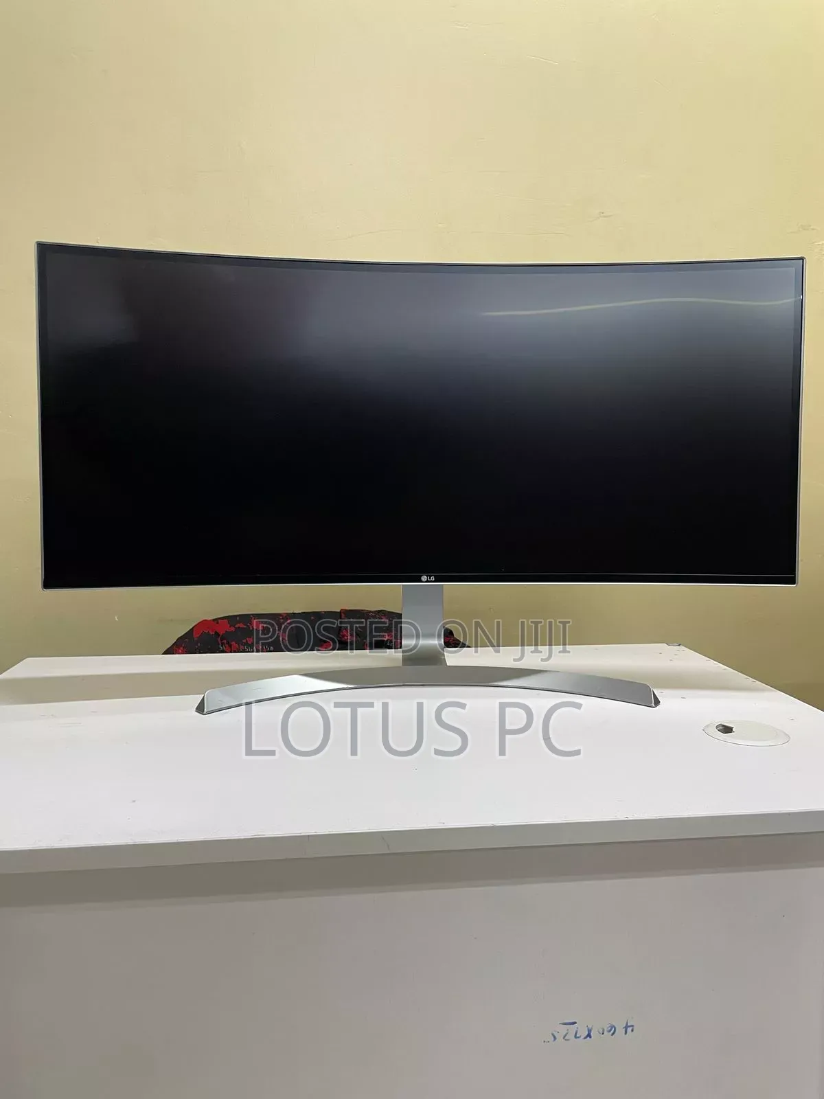 Lg 34cb99-W 34inch Curved Monitor.
