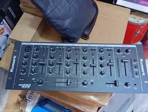 Brand New Numark Cm200 Mixer 5 Channels