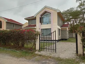 4bdrm Maisonette in Yukos, Kitengela for sale
