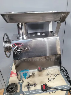 M22 Meat Mincer With Forward and Reverse
