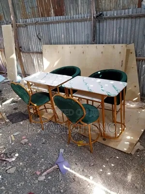 Local Nails Chairs