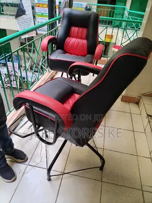 Simple Locally Comfortable Barber Chair