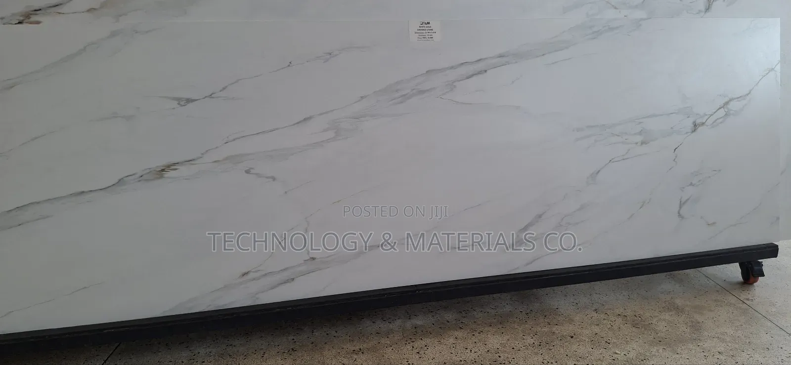 White Grey-Gold Kitchen Top