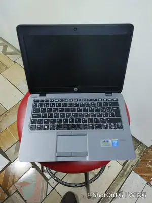 Laptop HP EliteBook 820 G2 8GB Intel Core I5 HDD 500GB