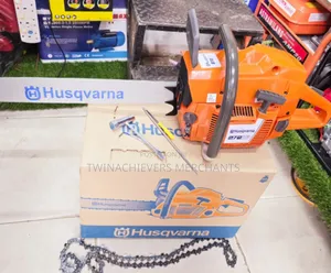 Husqvarna Powersaw 272xp-Heavy Duty