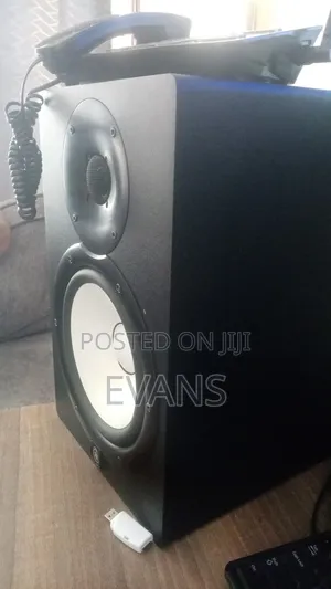 Yamaha Hs8 Studio Monitors