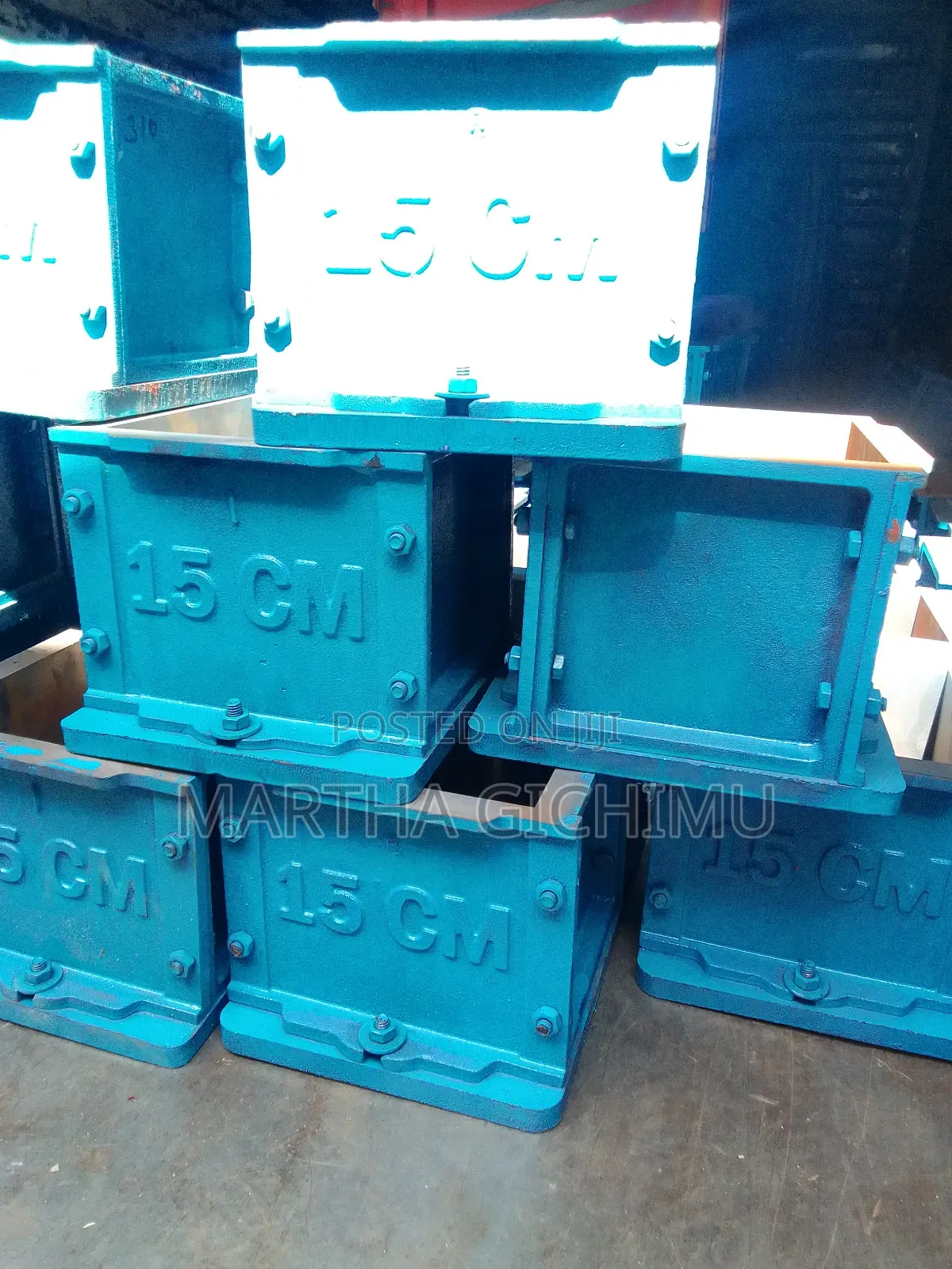 Testing Cube Moulds 15cm