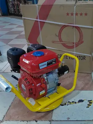 German Made Pioneer Gasoline Concrete Vibrators 7.Thp