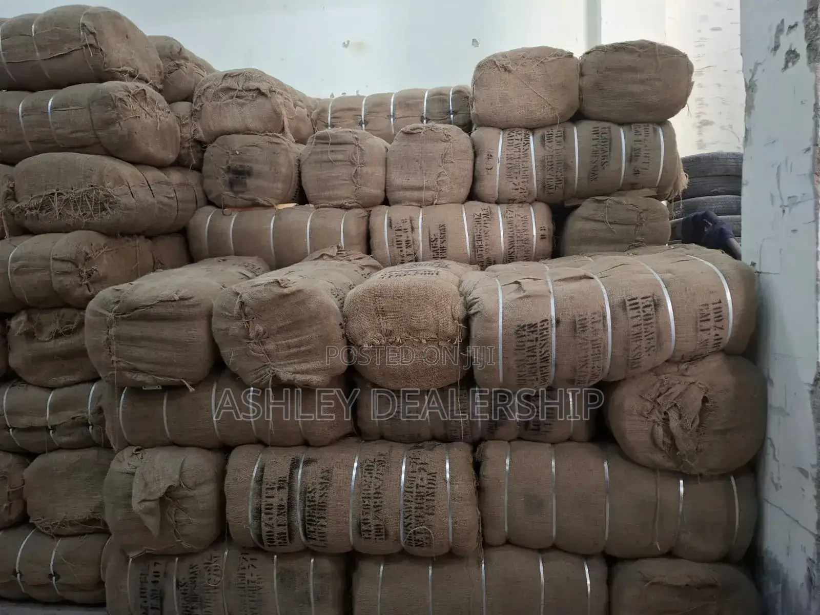 Bulky Hesian Cloth