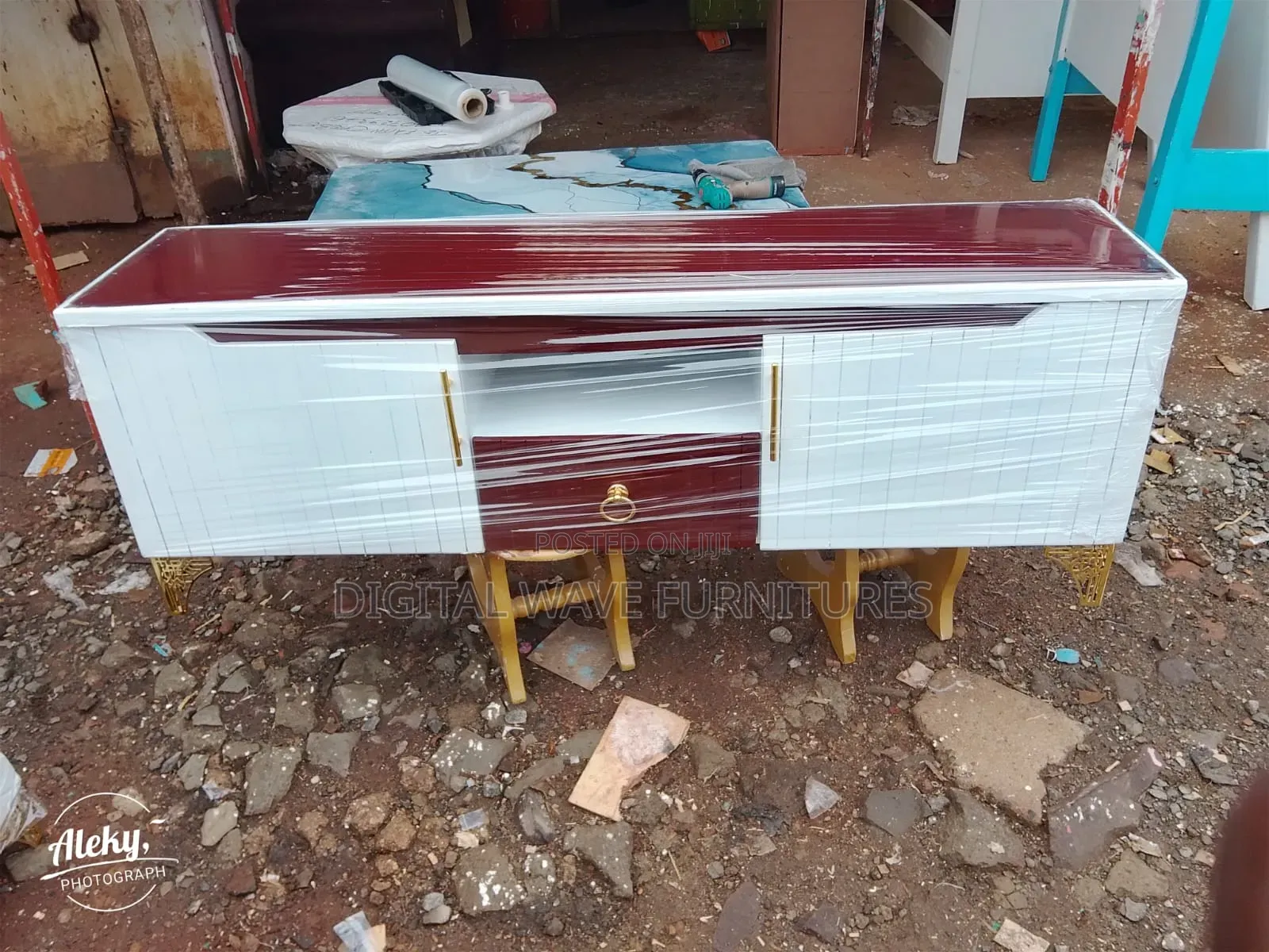 4ft Stand/White