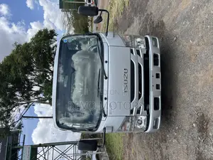 2019 Isuzu NMR 88