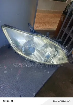 Auris 2010 Headlight Non Zenon