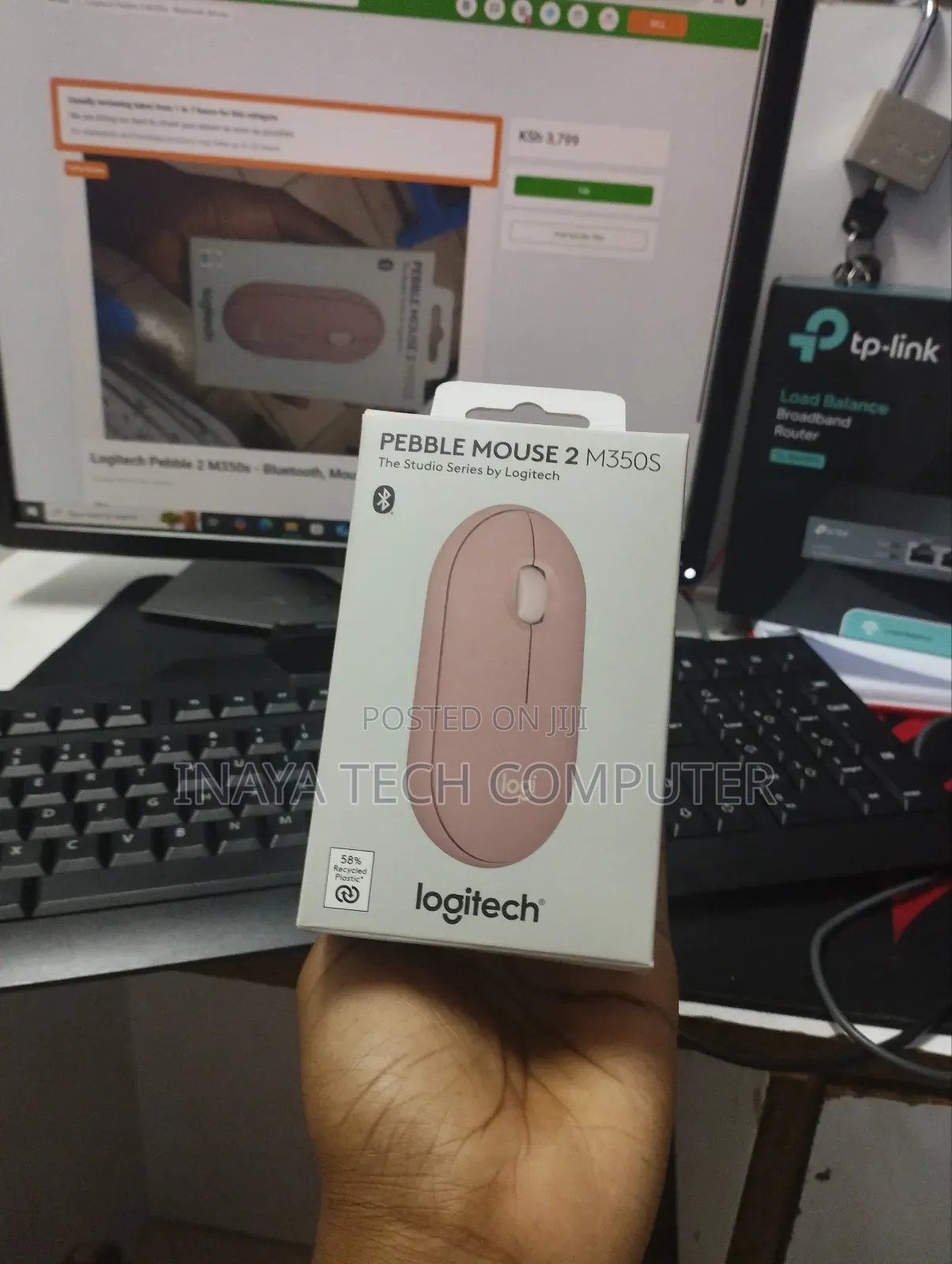 Logitech Pebble Mouse 2 M350s Multi-Device Pairing Mouse