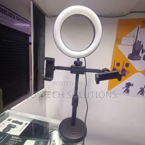 Table Stand Phone Holders With a Ring