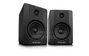 M-Audio Bx8 D2 8-Inch Active 2-Way Studio Monitor Speakers
