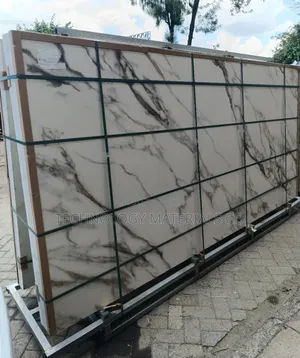 Calacatta Gold Sintered Stone(3.2m By 1.2m By 15mm)