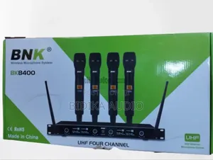 BNK Bk8400 4 Wireless Microphone Set