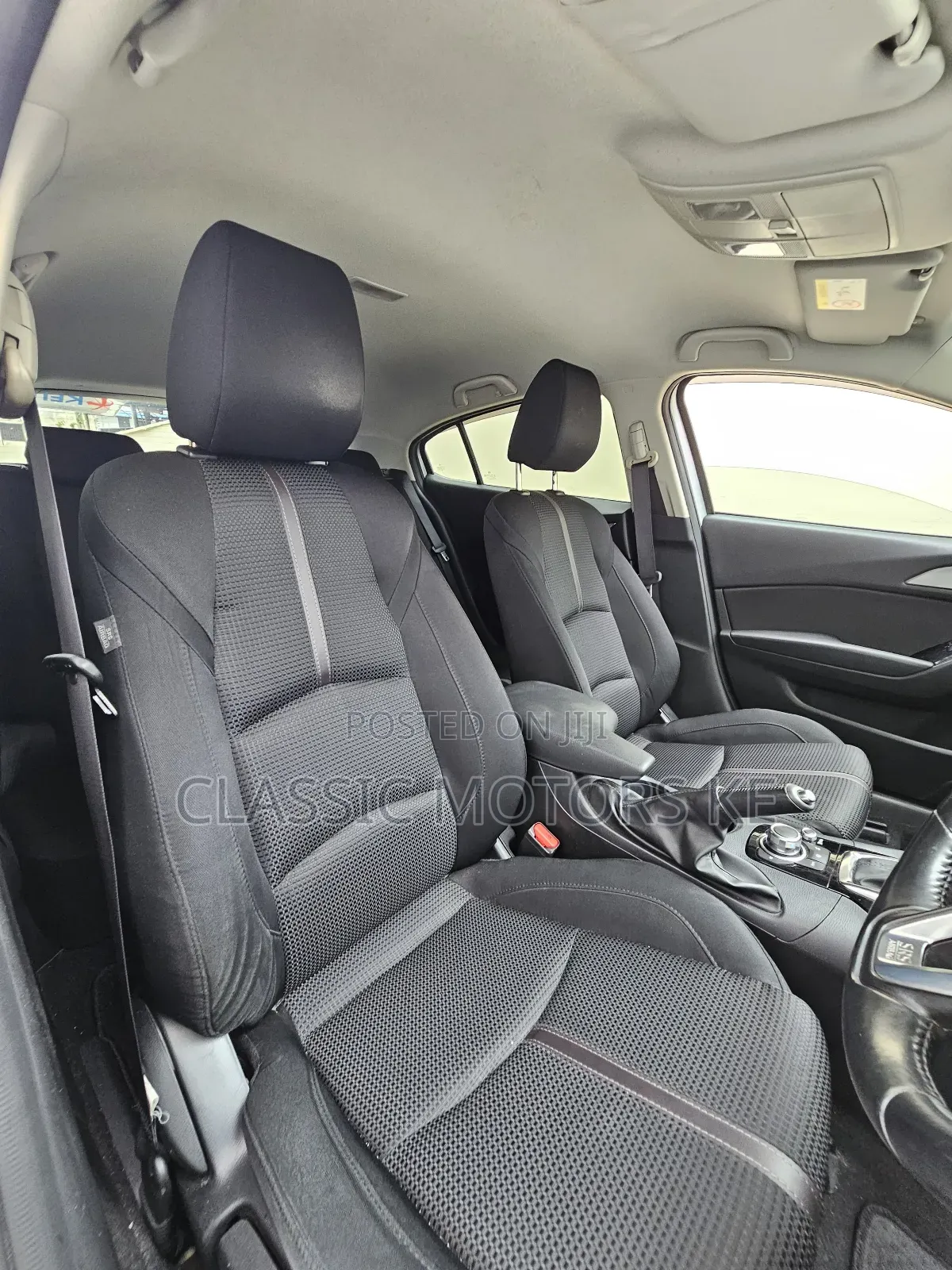 Mazda Axela 2018 Silver