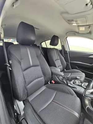 Mazda Axela 2018 Silver