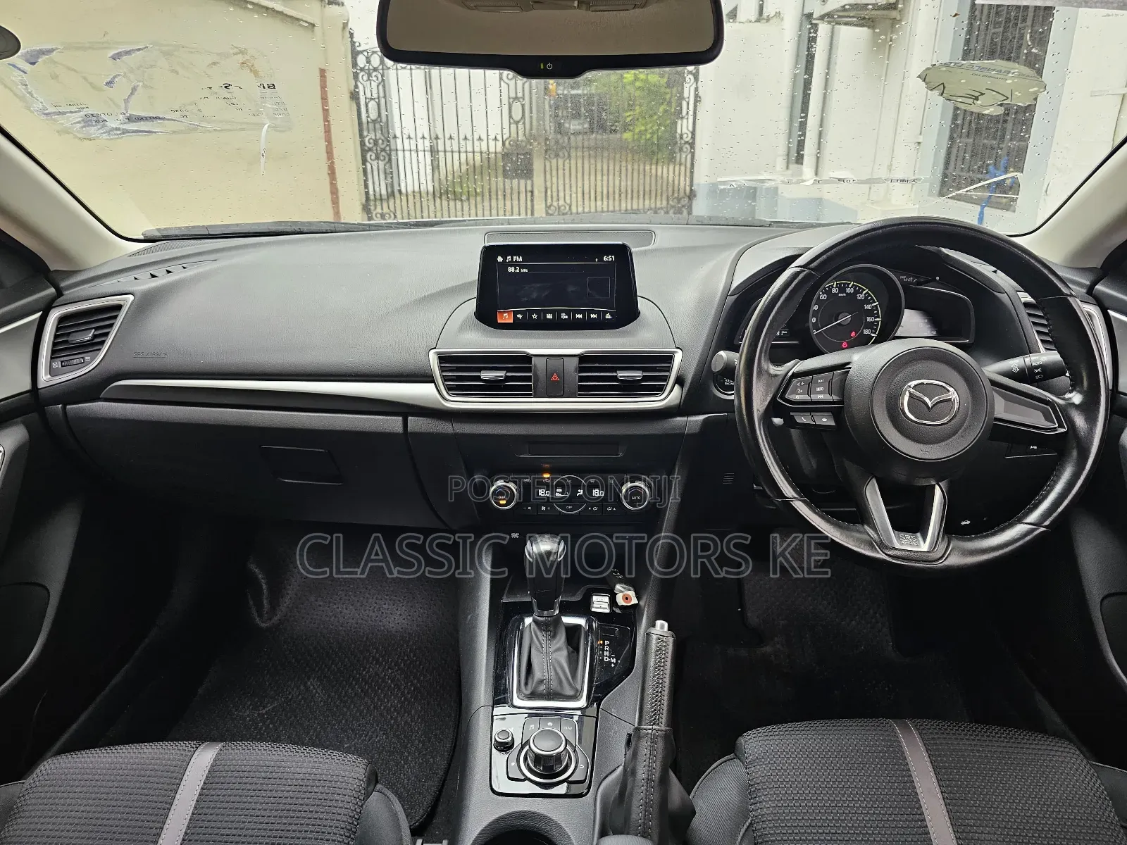 Mazda Axela 2018 Silver