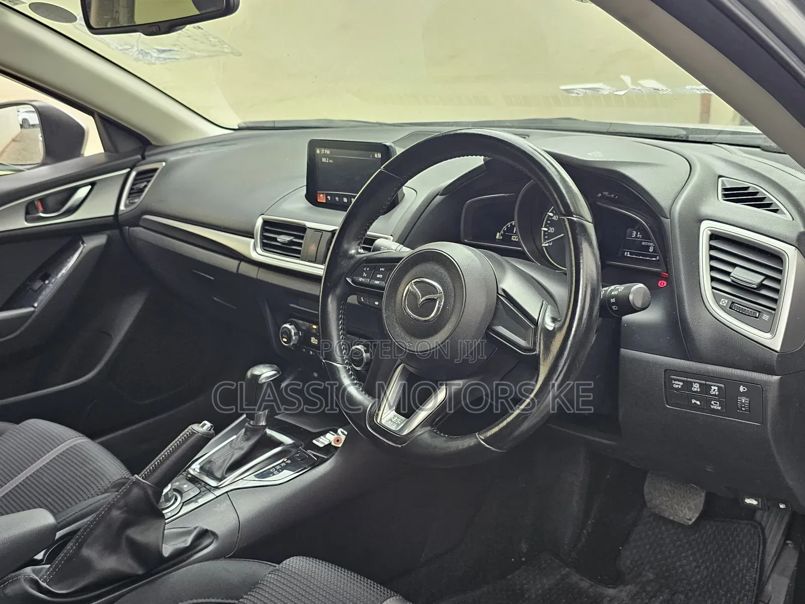 Mazda Axela 2018 Silver