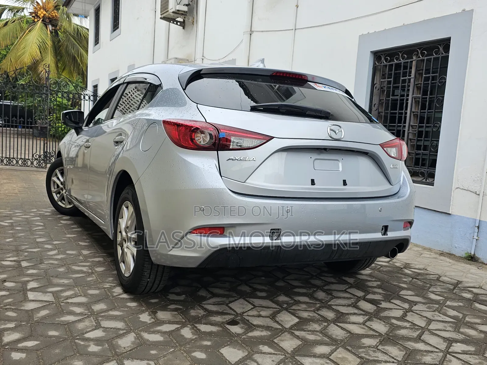 Mazda Axela 2018 Silver